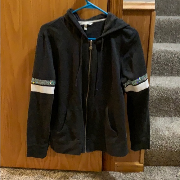 Victoria's Secret Tops - Victoria’s Secret Zip-Up